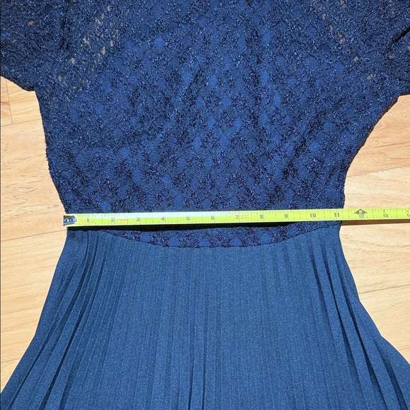 Sandro Battements Pleated Lace Dress - Picture 6 of 11